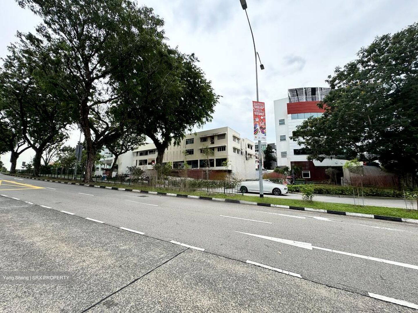Upper Serangoon Road (D19), Retail #476666051